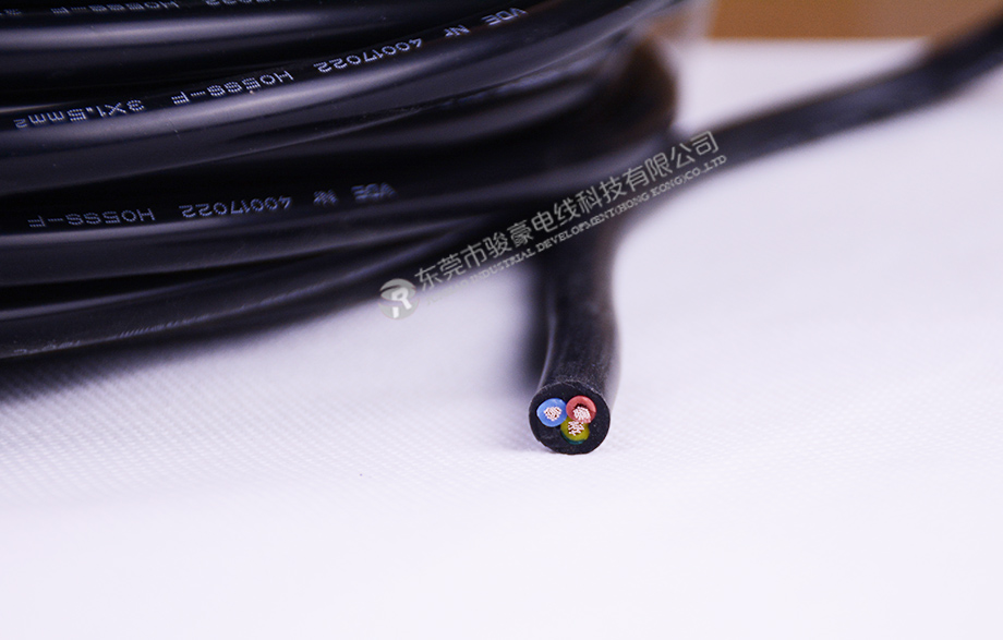 VDE 3芯歐規(guī)高溫硅膠電源線產(chǎn)品圖