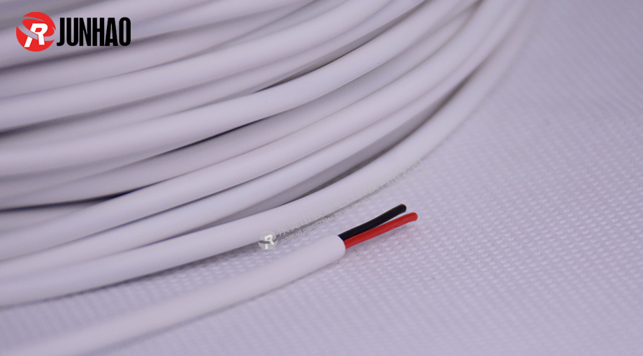 白色圓芯電源線產(chǎn)品圖