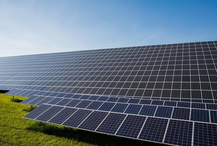 中國光伏工業(yè)生長現(xiàn)狀與未來展望