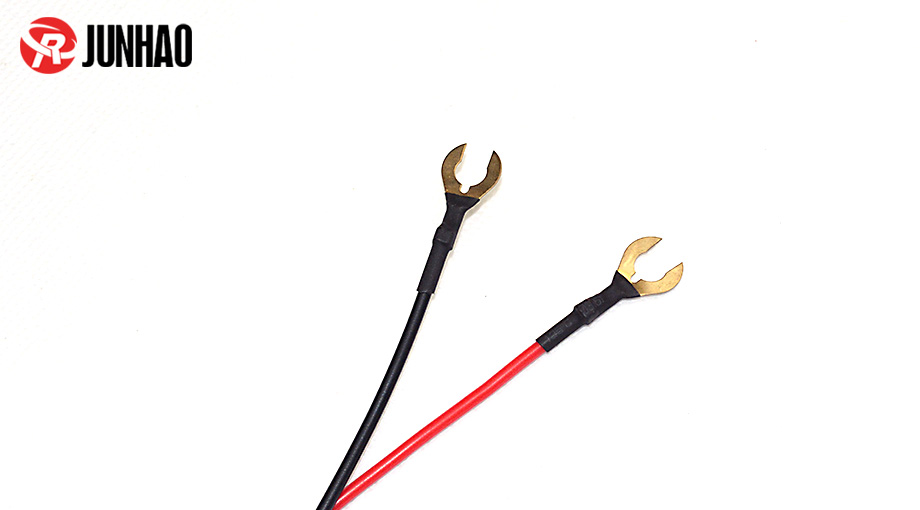 紅黑端子毗連線產(chǎn)品圖